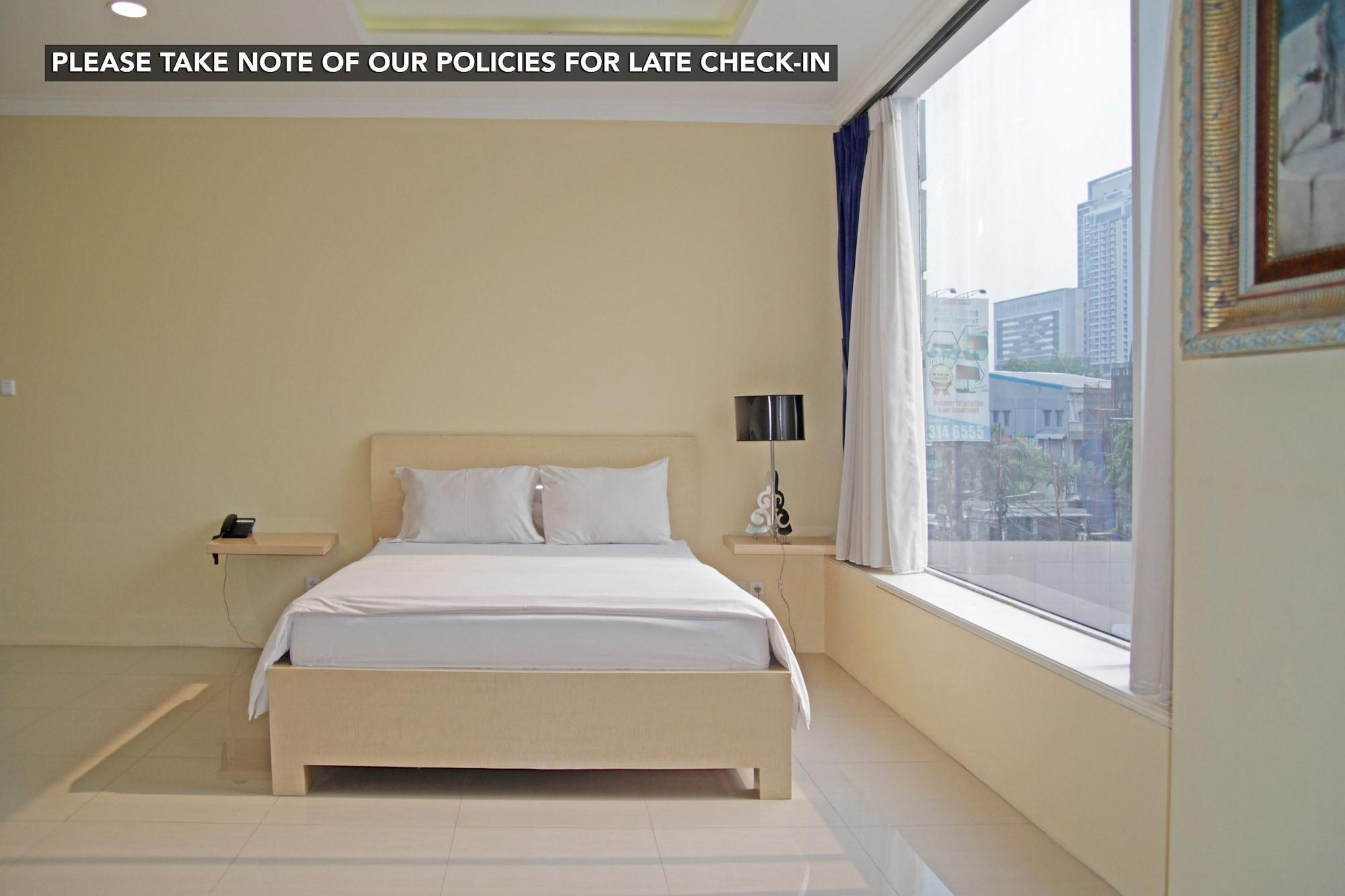 Kemang Eleven Hotel Джакарта Екстериор снимка