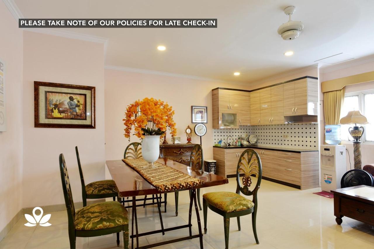 Kemang Eleven Hotel Джакарта Екстериор снимка