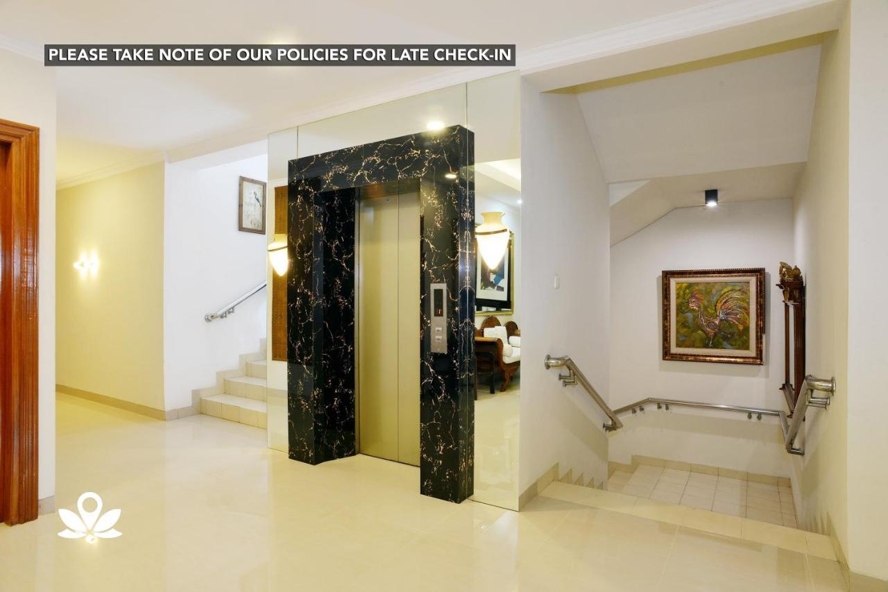 Kemang Eleven Hotel Джакарта Екстериор снимка